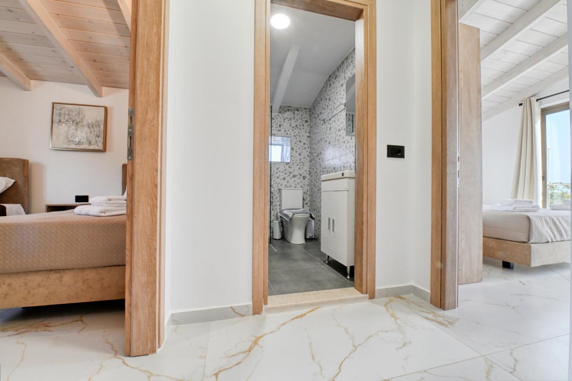 Eagle Bay Loft Apartment Kissamos Bagian luar foto