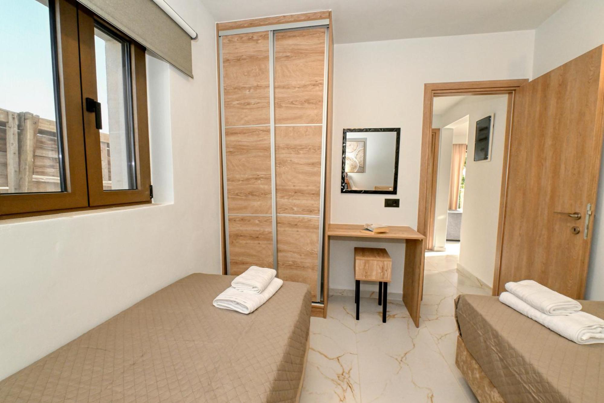Eagle Bay Loft Apartment Kissamos Bagian luar foto