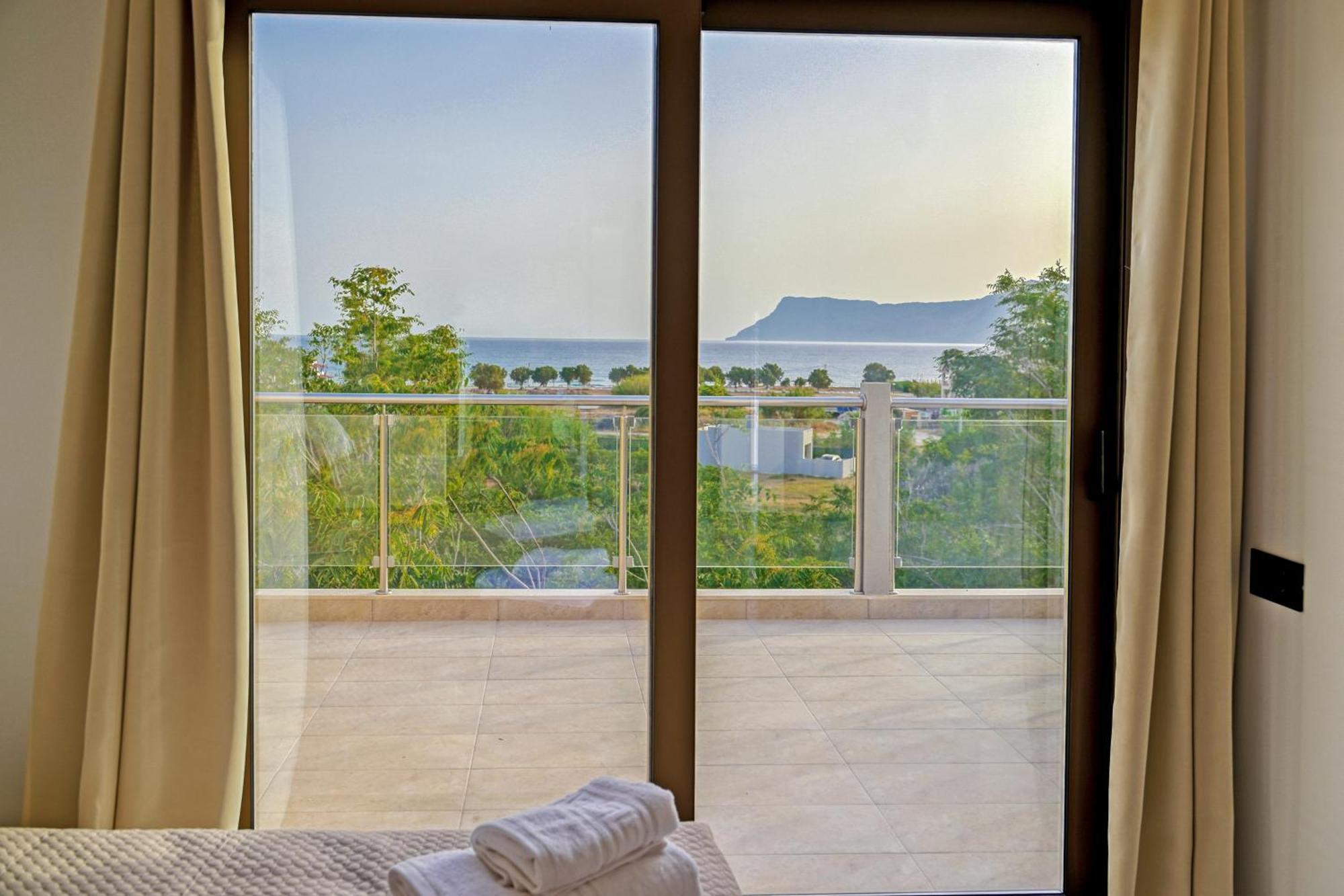 Eagle Bay Loft Apartment Kissamos Bagian luar foto
